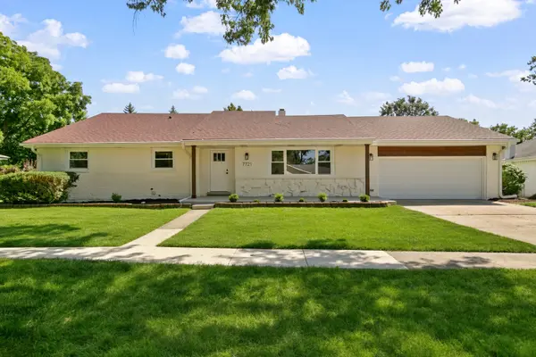 7721 Stevens ST, Darien, IL 60561