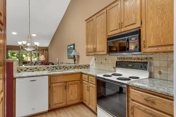 14589 Embassy AVE, Apple Valley, MN 55124