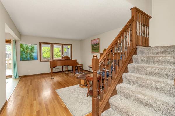 1217 Brighton SQ, New Brighton, MN 55112