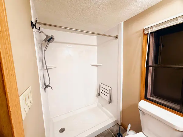 703 30th ST NW, Faribault, MN 55021