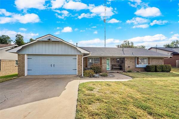 143 Orchard DR, Chickasha, OK 73018