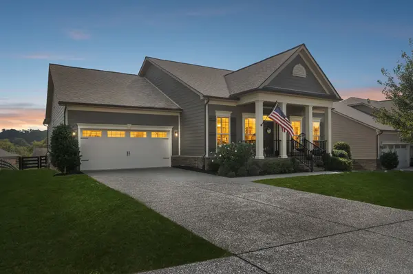 6929 Wellsford Ln, College Grove, TN 37046