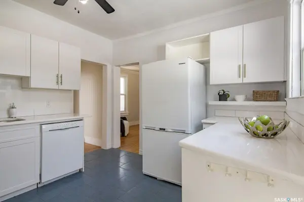 203 8th STREET W, Saskatoon, SK S7M 0B7