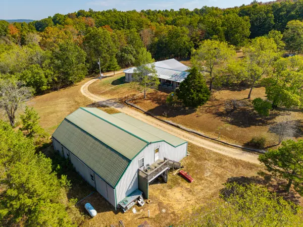 25171 County Road C-228, Norwood, MO 65717