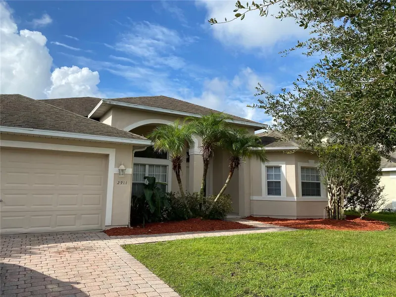 2911 SWEETSPIRE CIR, Kissimmee, FL 34746