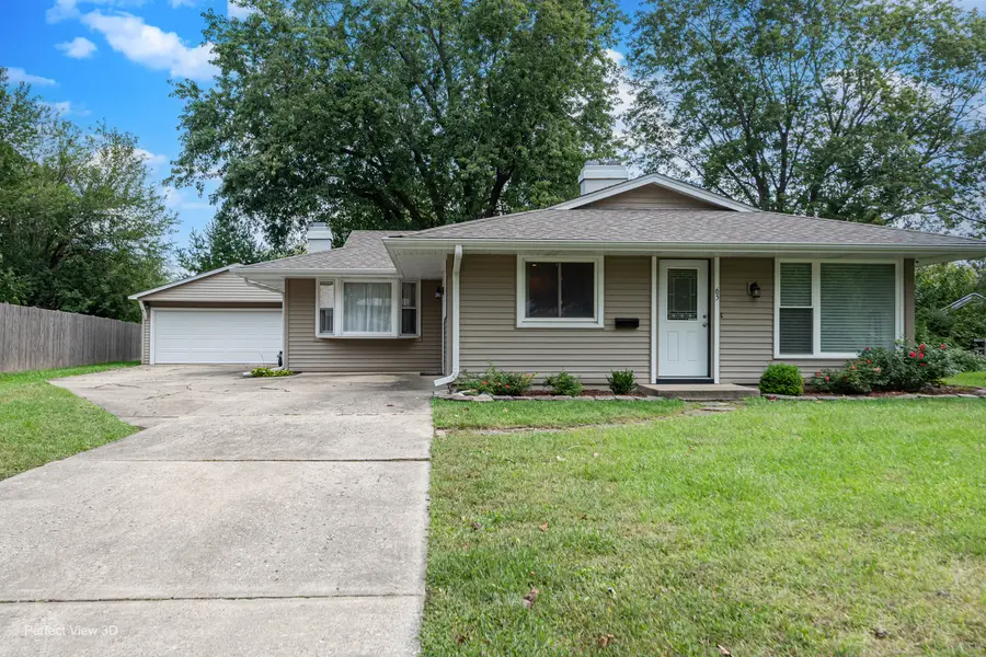 65 Eastfield RD, Montgomery, IL 60538