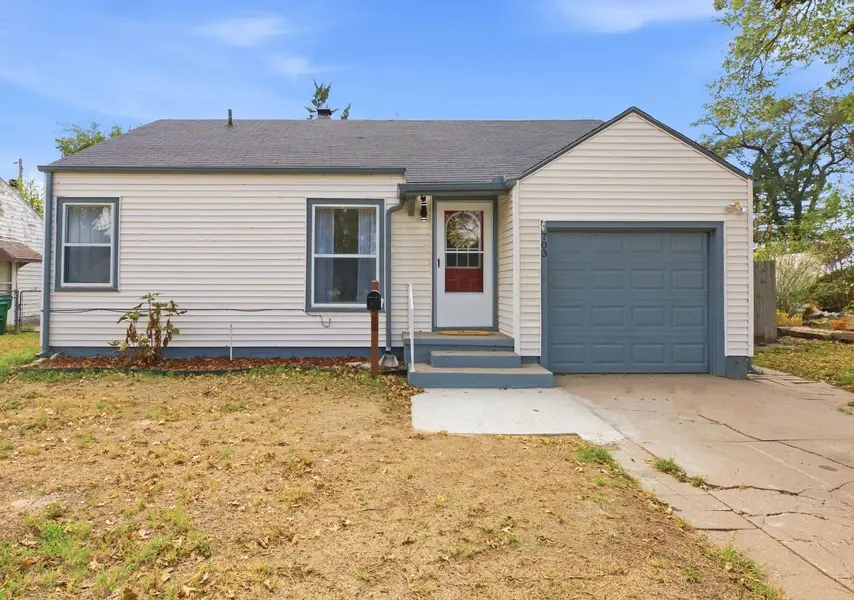703 W Kinkaid Ave., Wichita, KS 67213