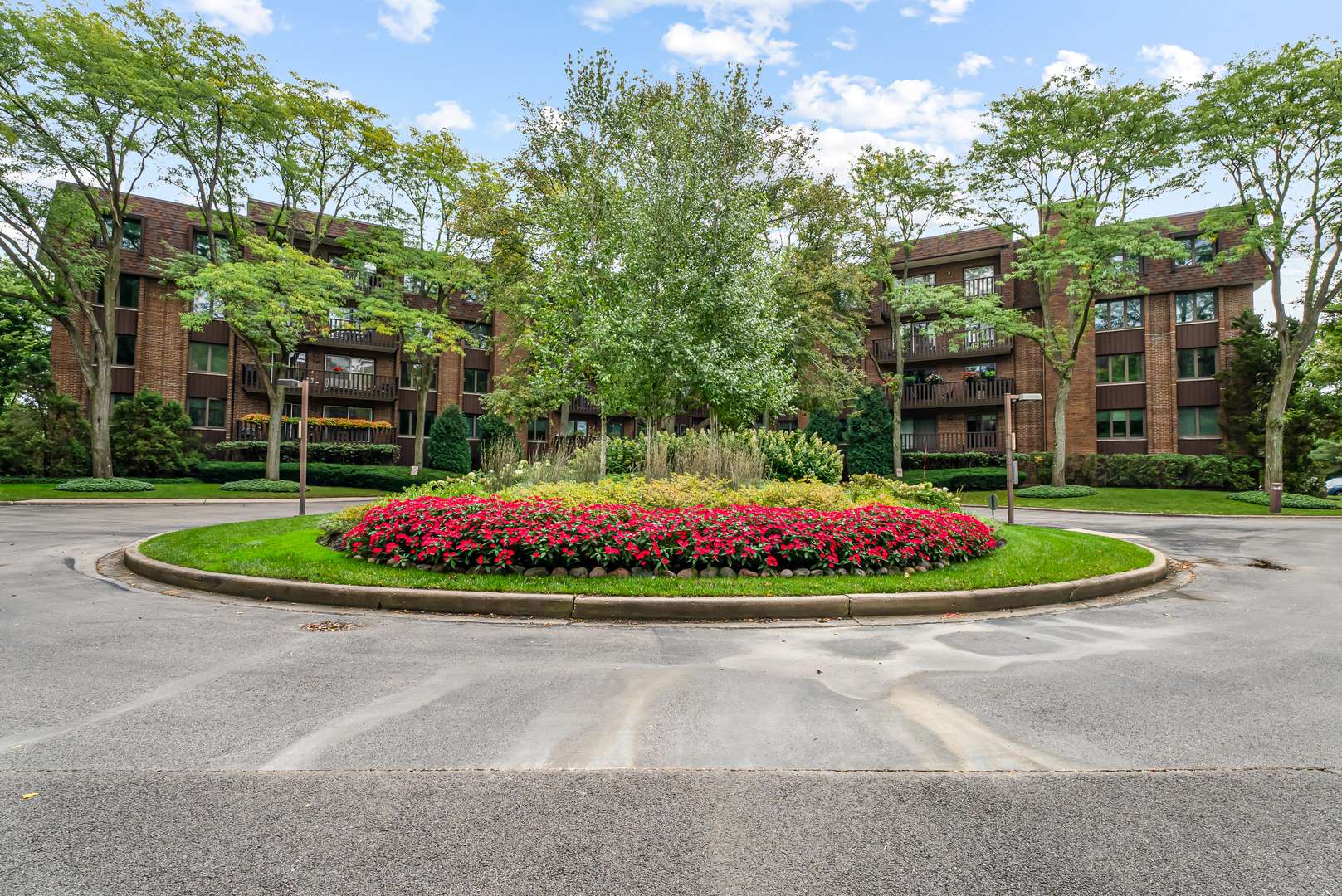 1175 Lake Cook RD #406, Northbrook, IL 60062
