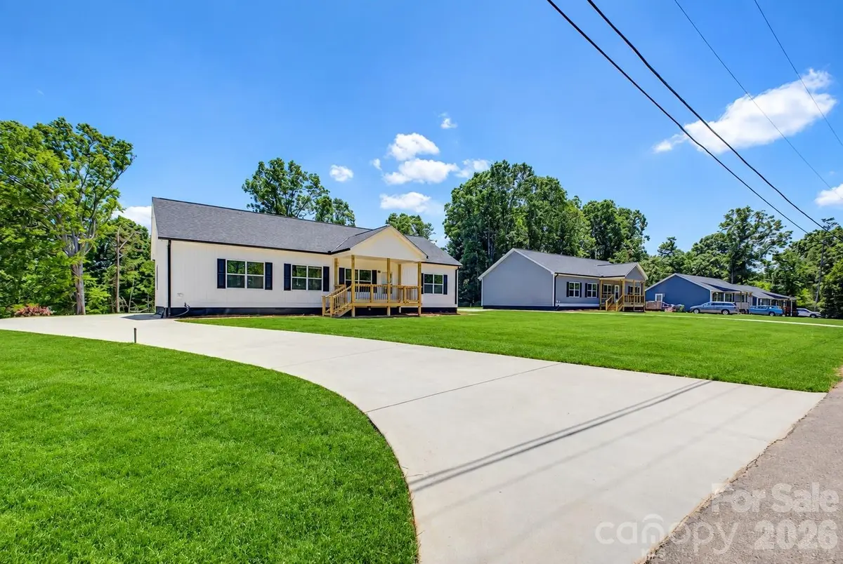111 Sarah AVE, Newton, NC 28658