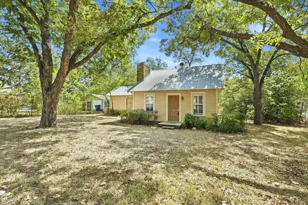 2303 Kinney RD, Austin, TX 78704