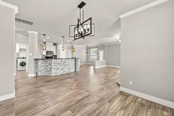 1600 Viki Lynn CT, Pflugerville, TX 78660