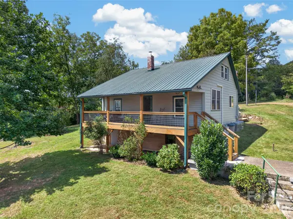 266 Starnes Cove RD, Candler, NC 28715