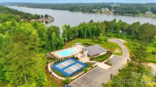2071 Ellingwood PT #122, Connelly Springs, NC 28612