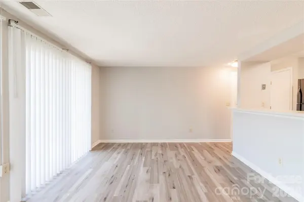 1624 Arlyn CIR #D, Charlotte, NC 28213