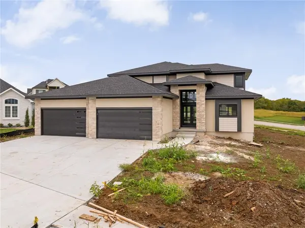 1401 Upton CT, Raymore, MO 64083
