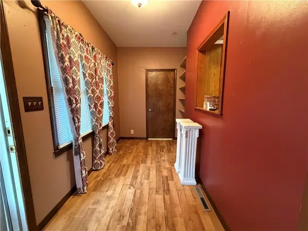537 S Minnesota AVE, Columbus, KS 66725