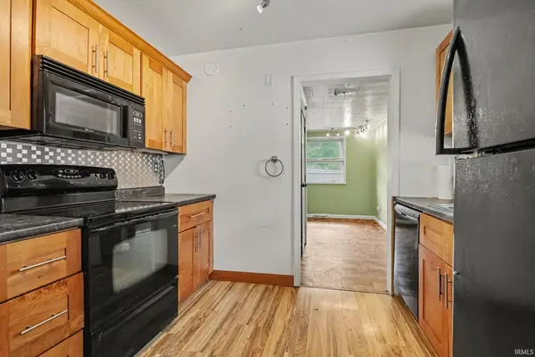 1344 E Bowman ST, South Bend, IN 46613