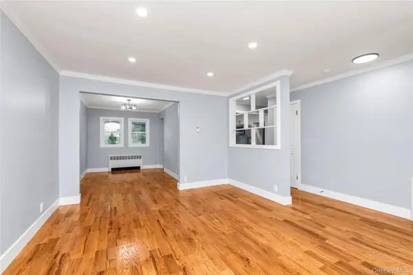 271 Sherman ST, Westbury, NY 11590
