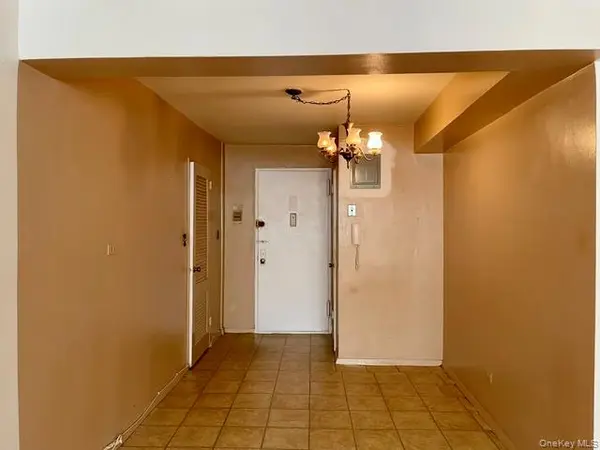 92-30 56 AVE #6B, Elmhurst, NY 11373