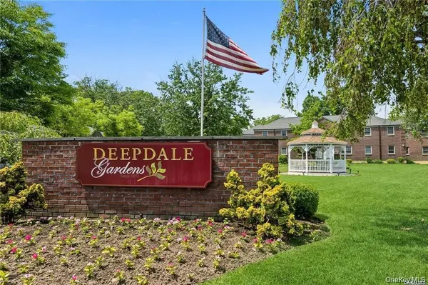 5803 251st ST #45, Little Neck, NY 11362