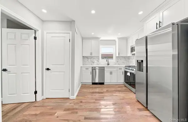 13714 bedell ST, Springfield Gardens, NY 11413