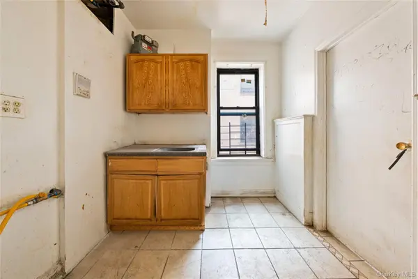 1715 Nelson Avenue #4H, Bronx, NY 10453