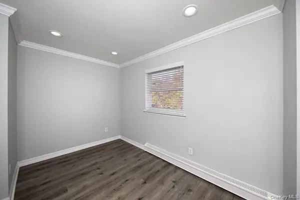 280 Bellmore AVE #95, East Islip, NY 11730