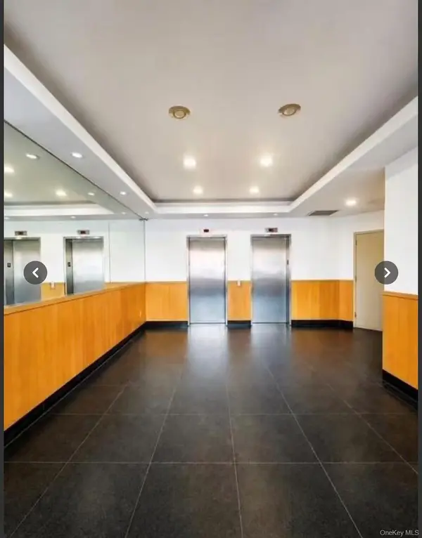 60-70 WOODHAVEN BLVD #3D, Elmhurst, NY 11373