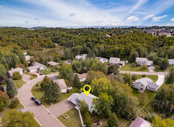2524 Providence Rd, Duluth, MN 55811