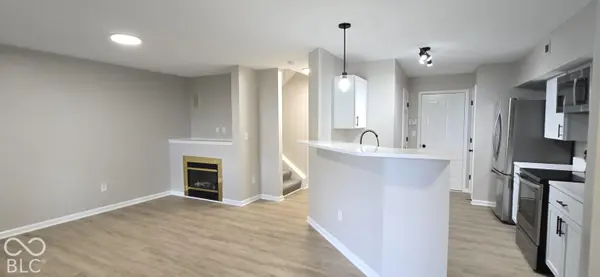 4950 Potomac Square WAY #4, Indianapolis, IN 46268