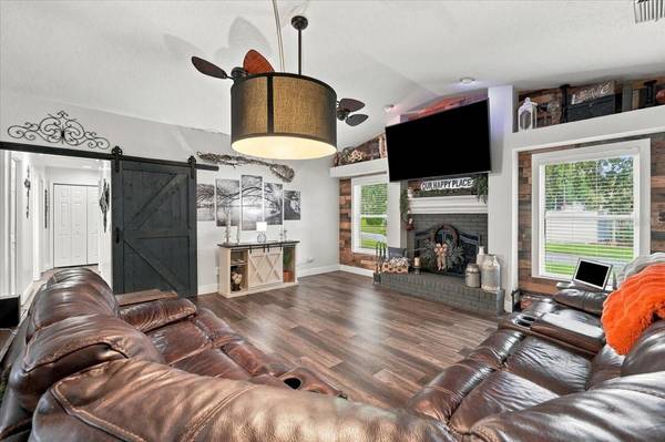 2084 HIGH VISTA DR, Lakeland, FL, 33813 photo 9