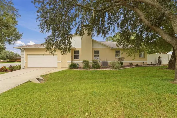 2084 HIGH VISTA DR, Lakeland, FL 33813