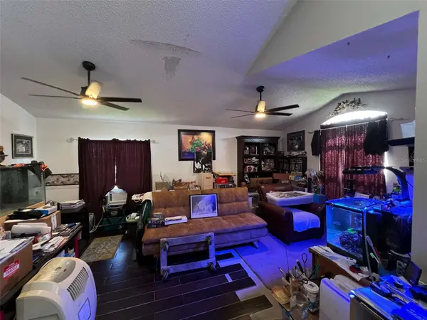 1711 CHISBURY CT, Orlando, FL 32837