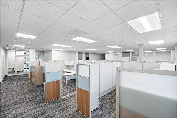 6801 E HILLSBOROUGH AVE #Suite B, Tampa, FL 33610