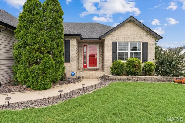 6700 Crossington LN, Maryville, IL 62062
