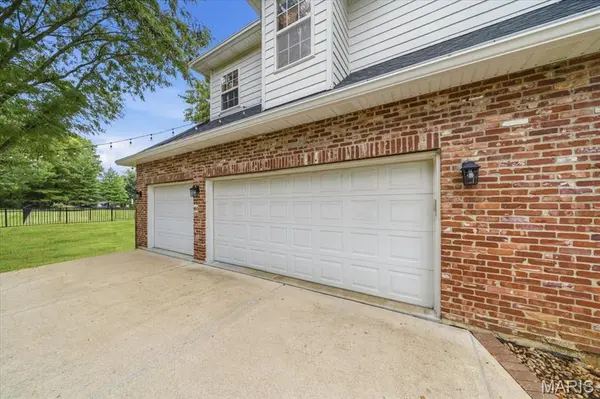 1715 Cameron CT, Edwardsville, IL 62025