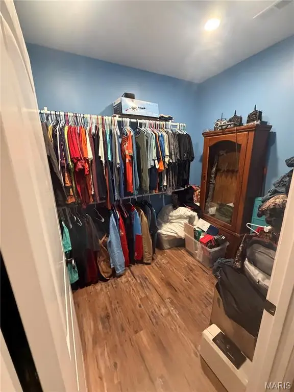 Address not disclosed, Poplar Bluff, MO 63901