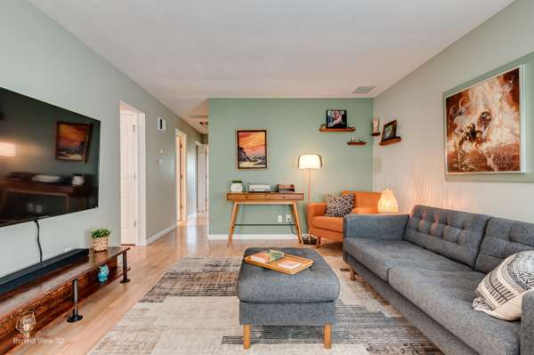 65 Eastfield RD, Montgomery, IL 60538