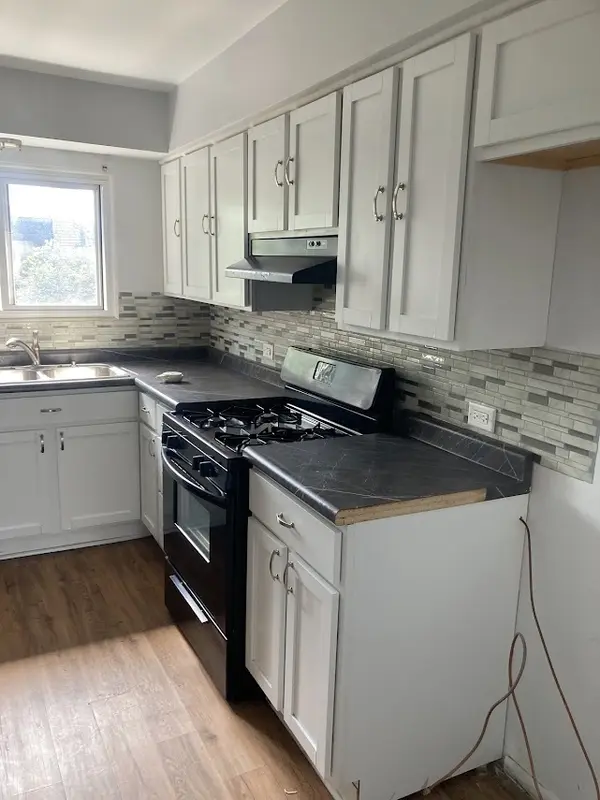92 Olesen DR #300, Naperville, IL 60540