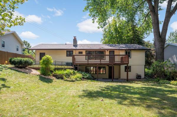 8720 45th AVE N, New Hope, MN 55428