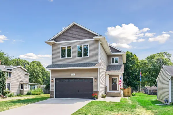 4663 Suffolk RD, Mound, MN 55364