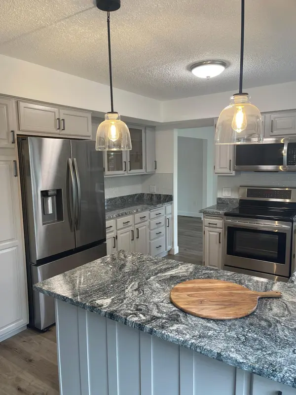 4936 Poppy LN, Edina, MN 55435
