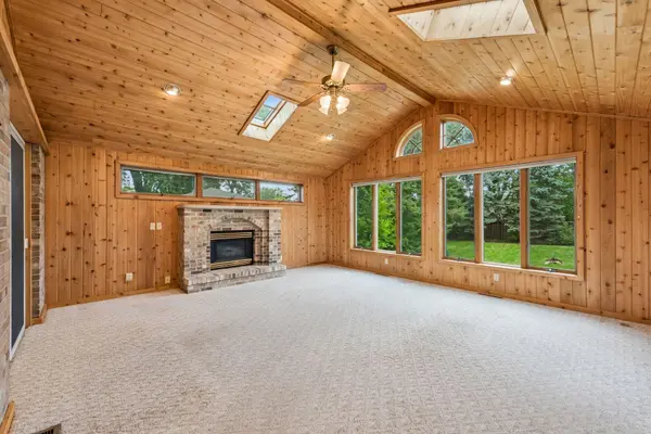 8367 Greene AVE S, Cottage Grove, MN 55016