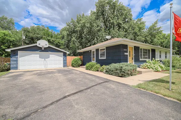 4600 Nord DR, Bloomington, MN 55437
