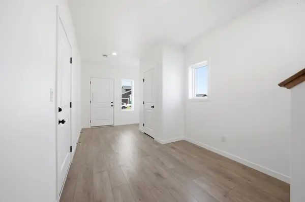 4717 Hampton LOOP S, Moorhead, MN 56560