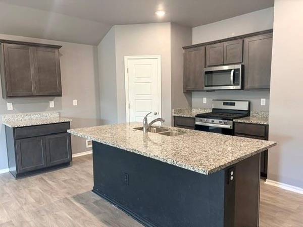 14204 S Babbling Brook DR, Oklahoma City, OK 73078