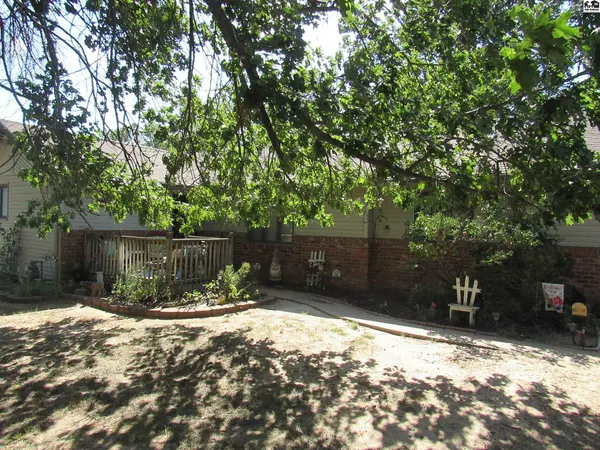 6509 N Jefferson St, Hutchinson, KS 67502