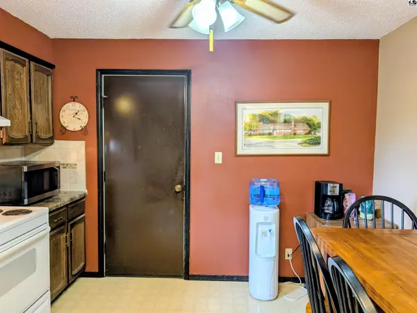 1619 N Ranch Rd, Mcpherson, KS 67460