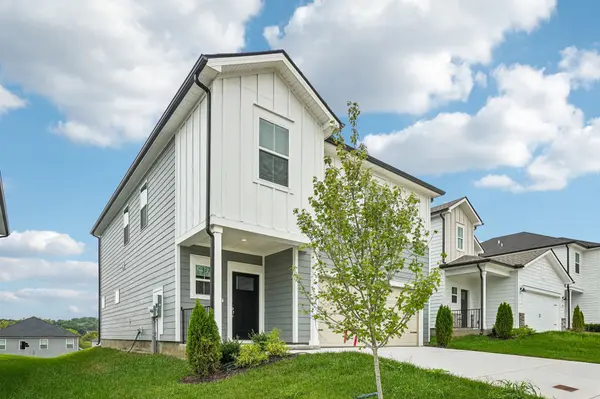 1782 Flora Grv, Hermitage, TN 37076