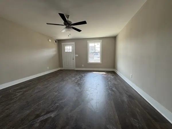 253 Ardell Dr, Clarksville, TN 37040